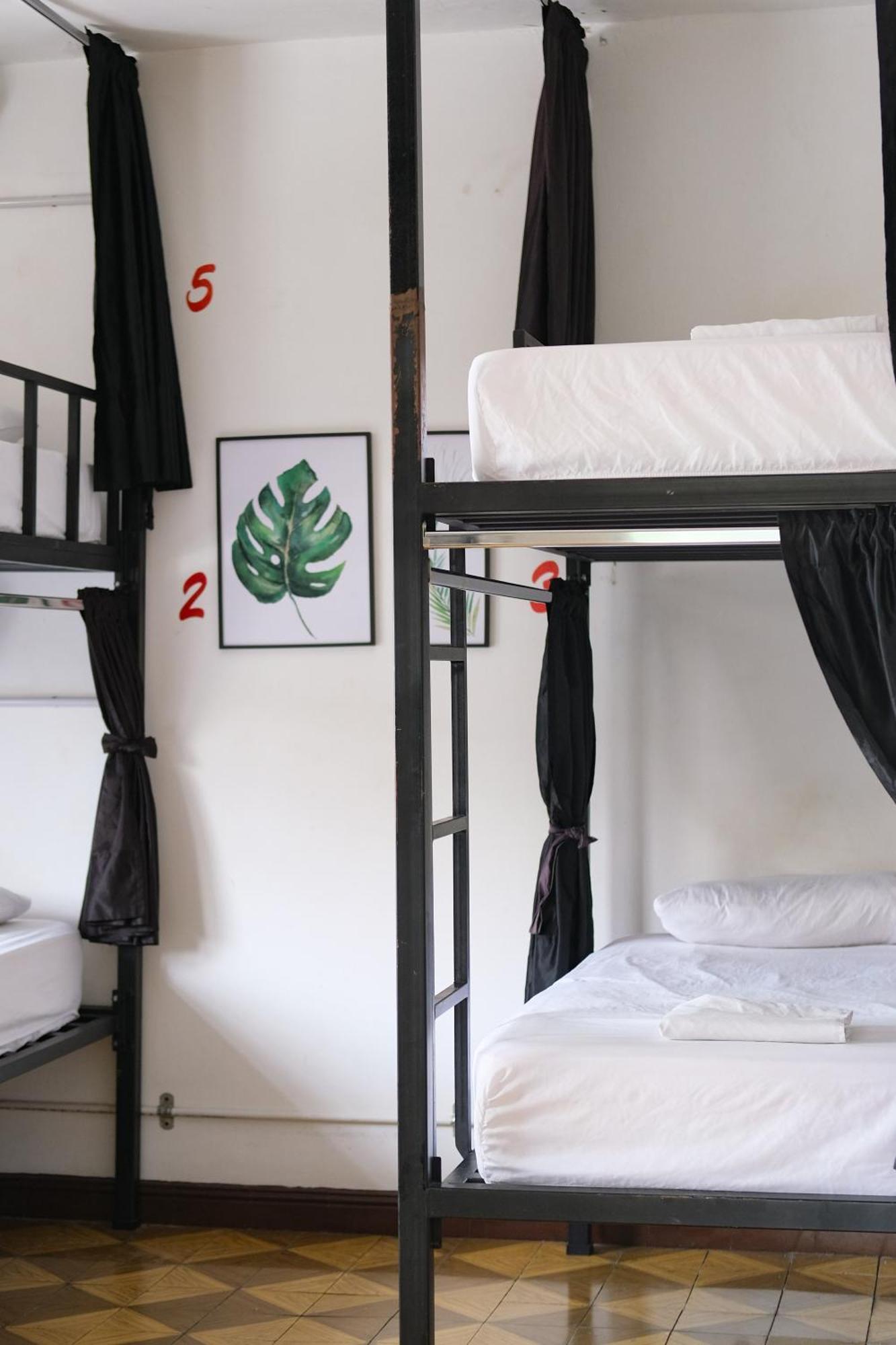 La Palmera Hostel Cali Buitenkant foto