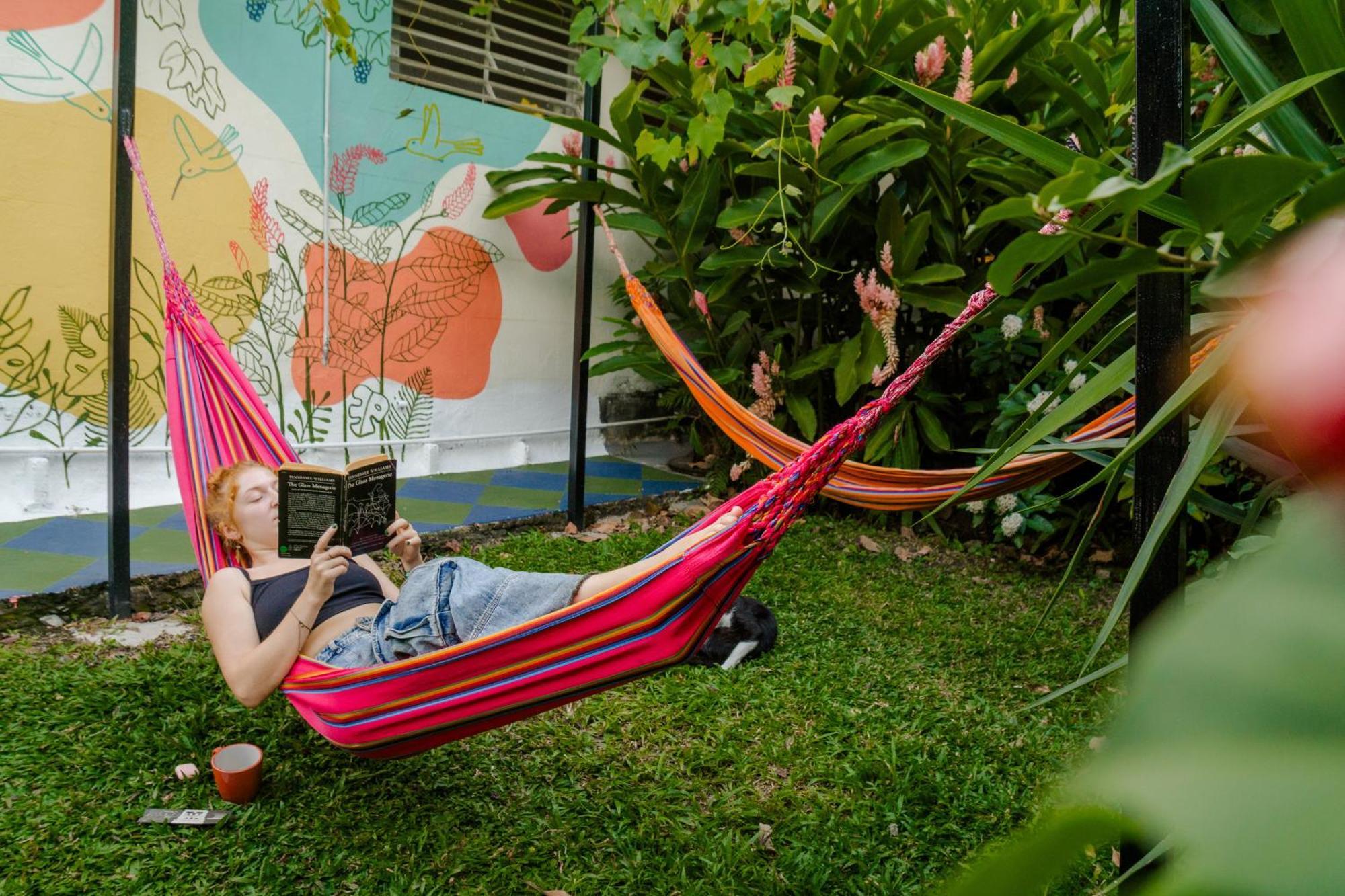 La Palmera Hostel Cali Buitenkant foto